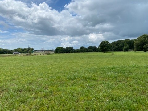 More Photos Of 4400 North Frontage Road Rd, Columbus Land For Sale