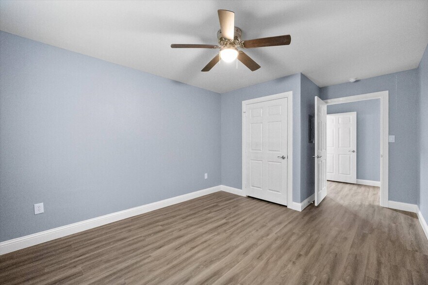 More Photos Of 8092 County Road 604, Alvarado Apartments For Sale