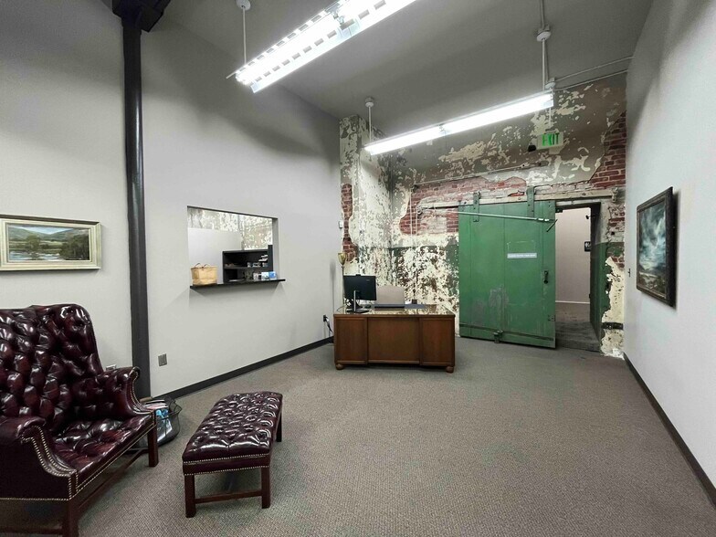 More Photos Of 104 23rd St S, Birmingham Office For Lease