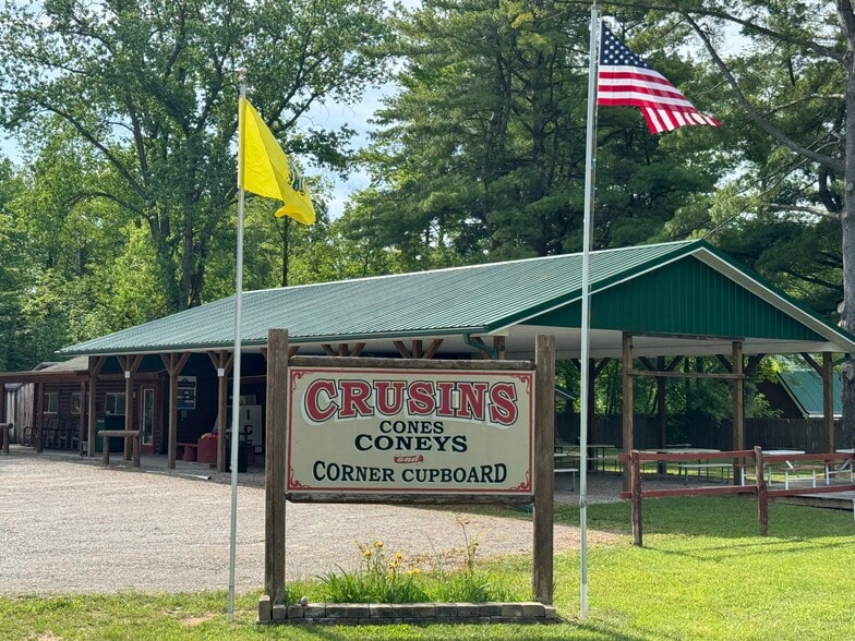 More Photos Of 482 N Sage Lake Rd, Hale Freestanding For Sale