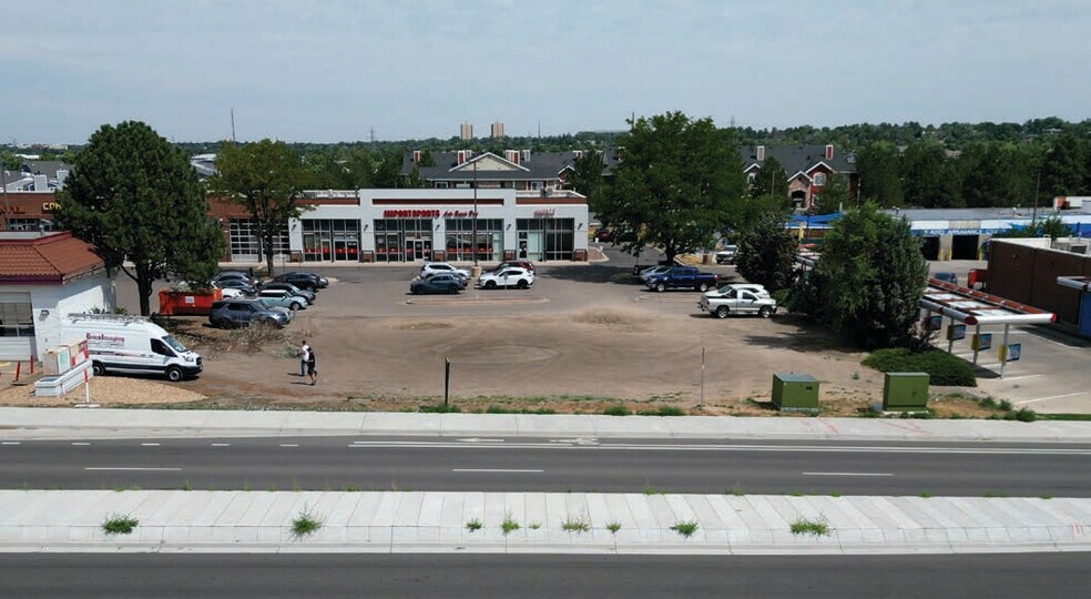 More Photos Of Central Park Shopping Ctr, Denver Land For Lease