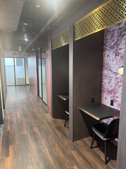 More Photos Of 159 4th Ave N, Nashville Office For Lease