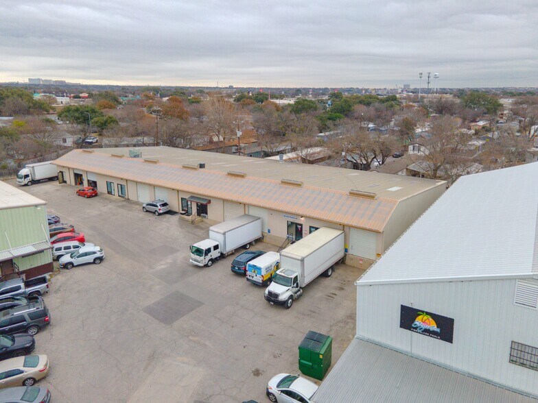 More Photos Of 7300 Caribou St, San Antonio Warehouse For Lease