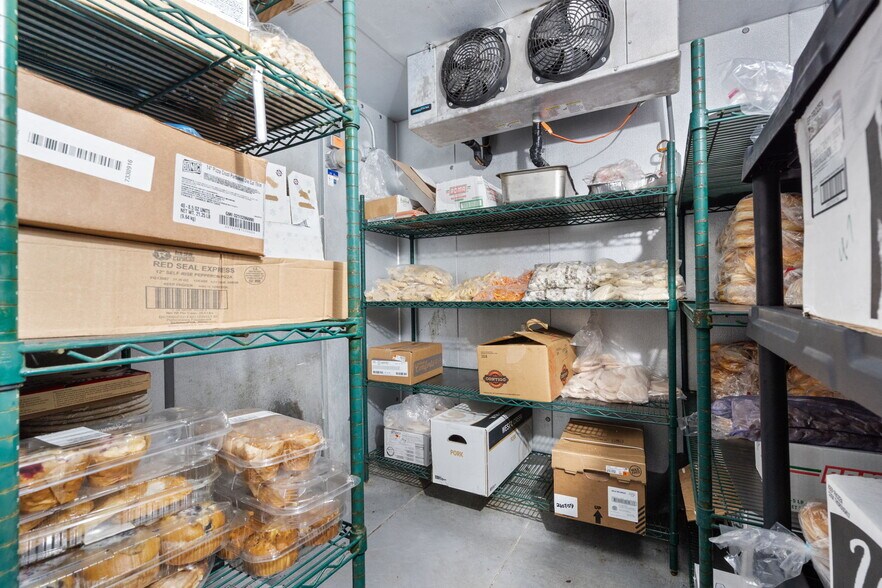 More Photos Of 7930 E State Highway 76, Kirbyville Specialty For Sale