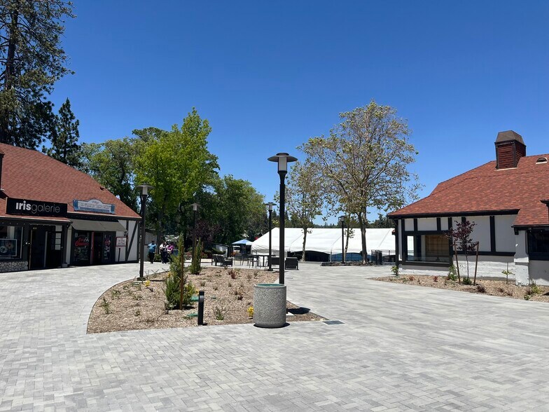More Photos Of 28200 Hwy 189, Lake Arrowhead Unknown For Lease