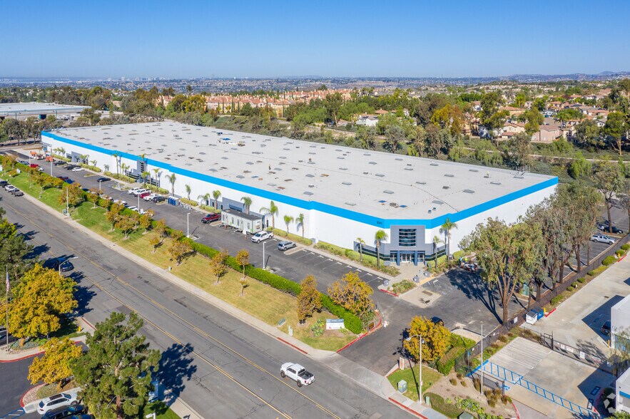 More Photos Of 2311 Boswell Rd, Chula Vista Warehouse For Lease