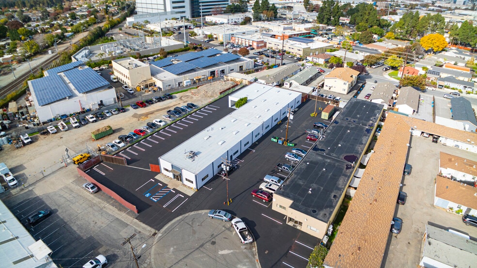 More Photos Of 985 Parker Ct, Santa Clara Warehouse For Sale