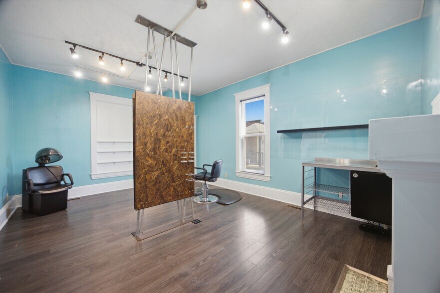 More Photos Of 229 E Main St, Bridgeport Loft Creative Space For Sale
