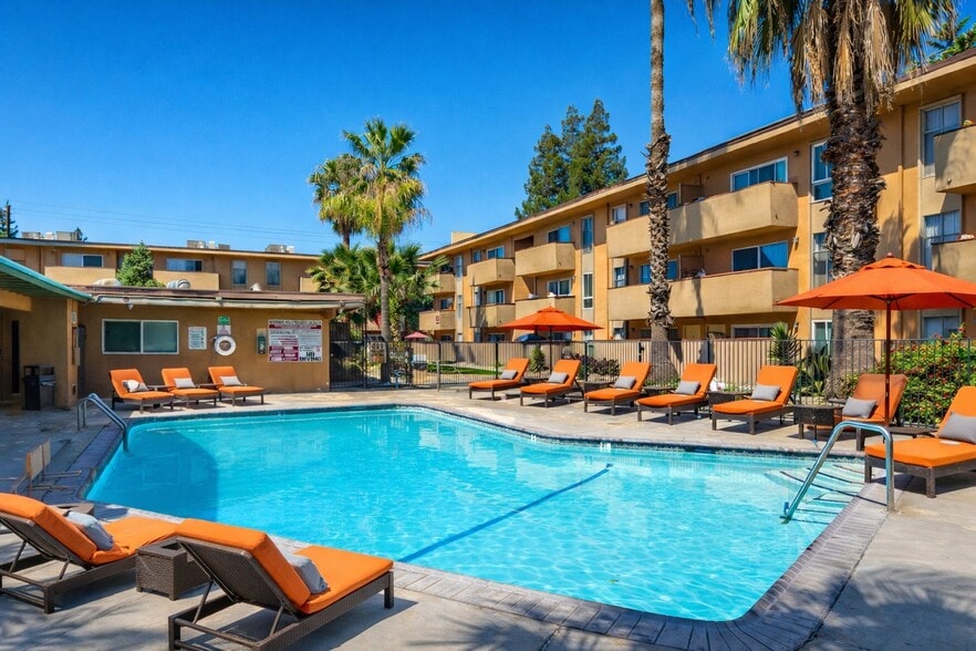 Primary Photo Of 3536 Watt Ave, Sacramento Apartments For Sale