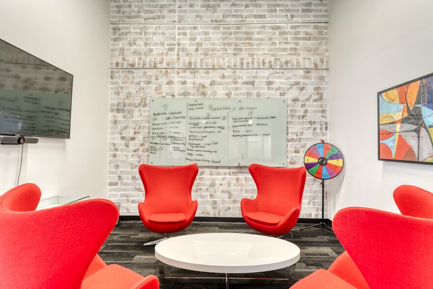 More Photos Of 1830 W University Dr, Tempe Light Distribution For Lease