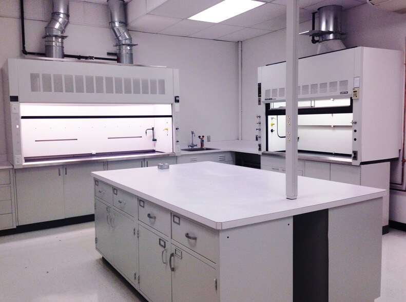 More Photos Of 11 Deer Park Dr, Monmouth Junction Research And Development For Lease