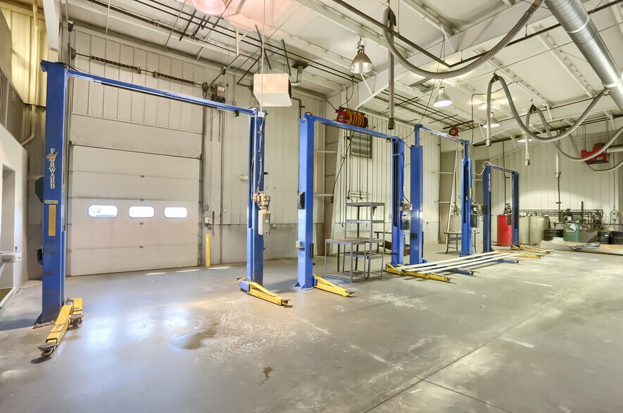 More Photos Of 3 Superior Way, Uniontown Auto Dealership For Sale