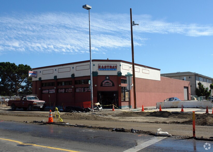 More Photos Of 1500 MacDonald Ave, Richmond Freestanding For Sale