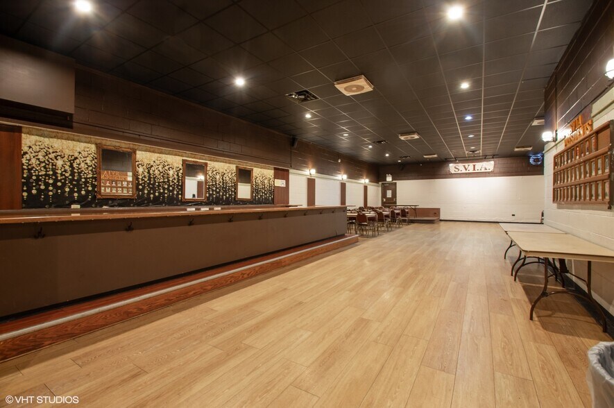 More Photos Of 6940 W Belmont Ave, Chicago Specialty For Sale