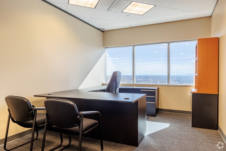 Photo of 28th Floor Ste 2824