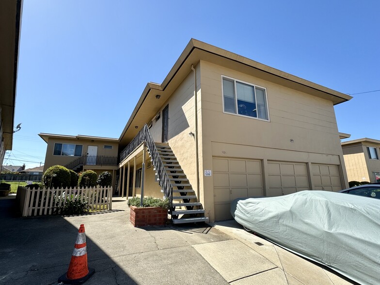 Primary Photo Of 132 Southwood Dr, South San Francisco Apartments For Sale