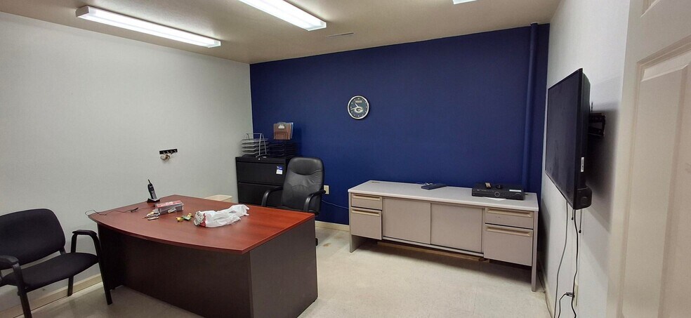 More Photos Of N2047 Sawmill Rd, Watertown Self Storage For Sale