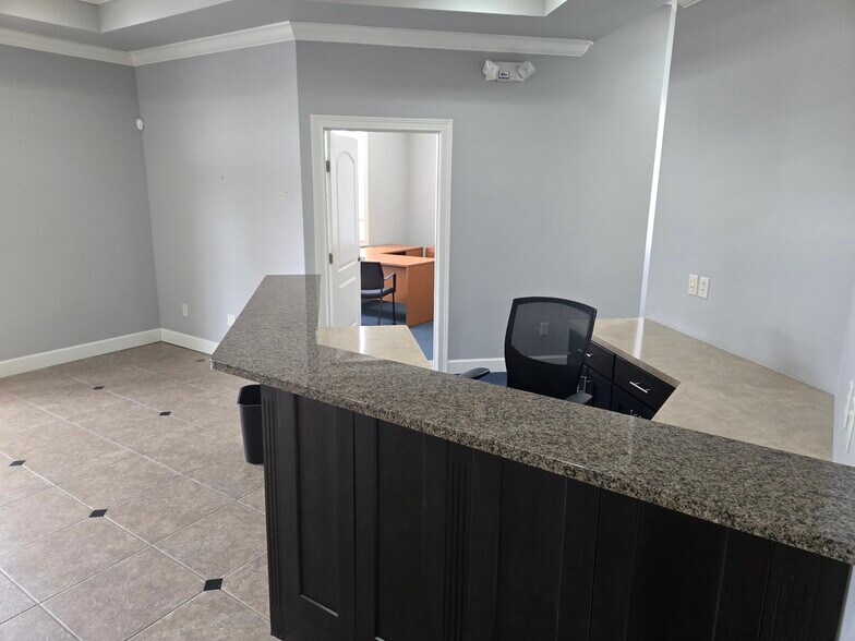 More Photos Of 4837 Rialto Rd, West Chester Loft Creative Space For Lease