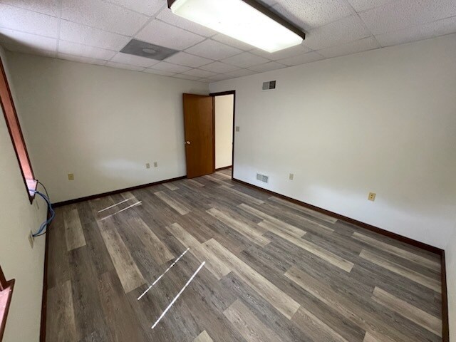 More Photos Of 2422 Gehman Ln, Lancaster Freestanding For Lease