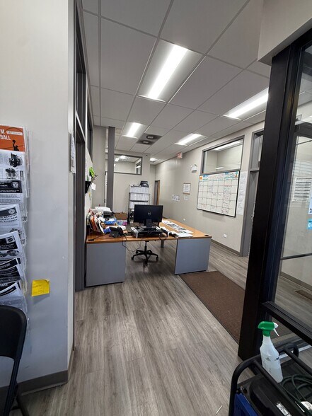 More Photos Of 9201 S Commercial, Chicago General Retail For Sale