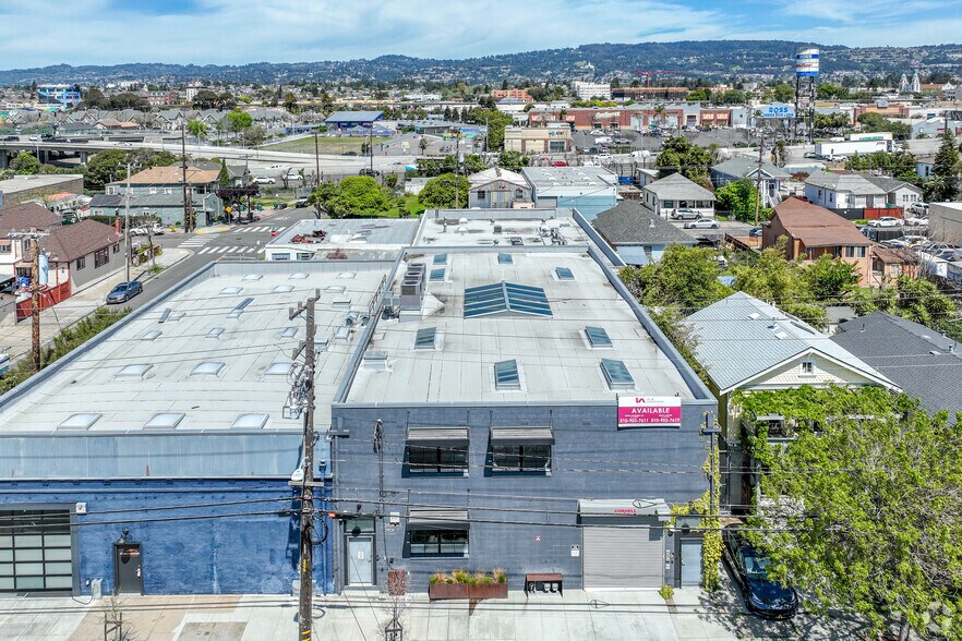 More Photos Of 2908 Chapman St, Oakland Flex For Lease