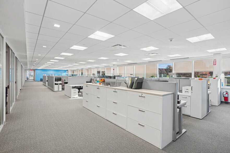 More Photos Of 48 S Service Rd, Melville Office For Lease