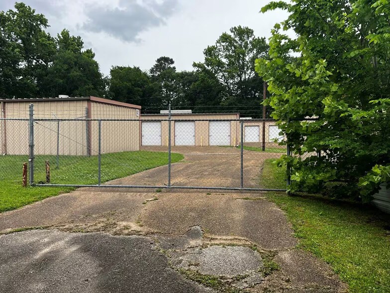 More Photos Of , Lufkin Unknown For Sale