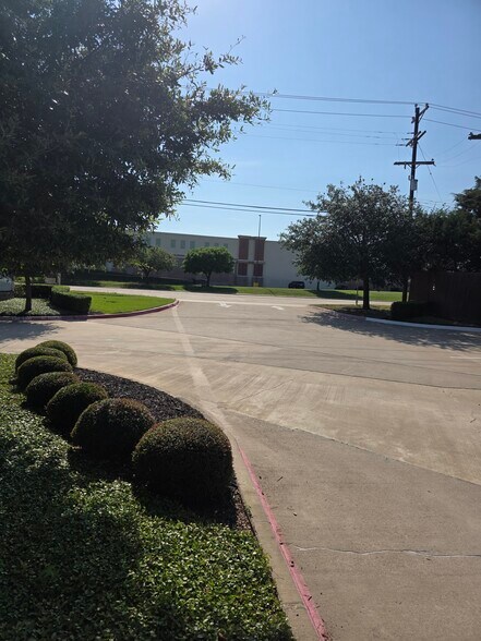 More Photos Of 8508 Precinct Line Rd, Colleyville Office For Lease