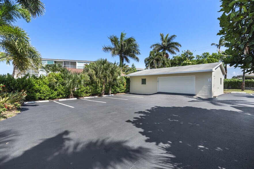 More Photos Of 640 SE 2nd Ave, Boynton Beach Apartments For Sale