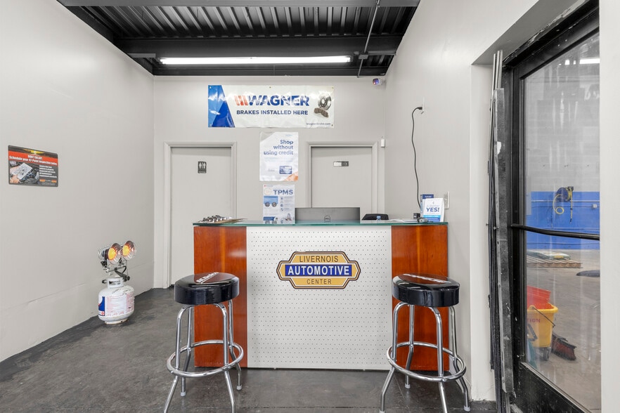 More Photos Of 14801-14835 Livernois Ave, Detroit Auto Repair For Sale