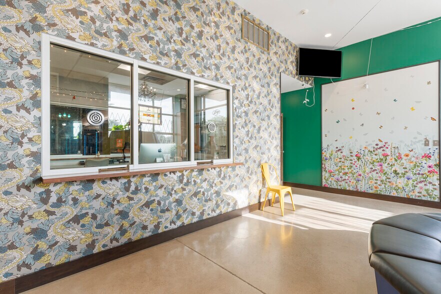 More Photos Of 621 S Kenosha Ave, Tulsa Auto Repair For Sale