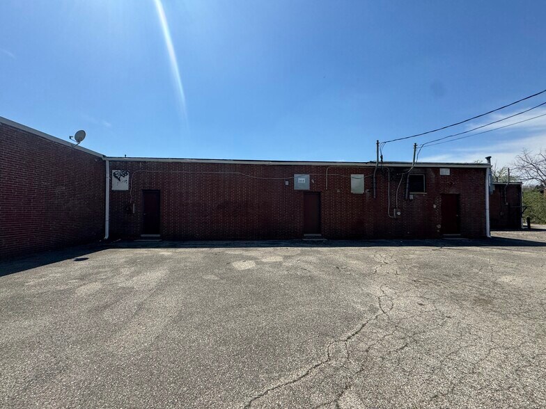 More Photos Of 4614-4652 Wilmington Pike, Dayton General Retail For Sale
