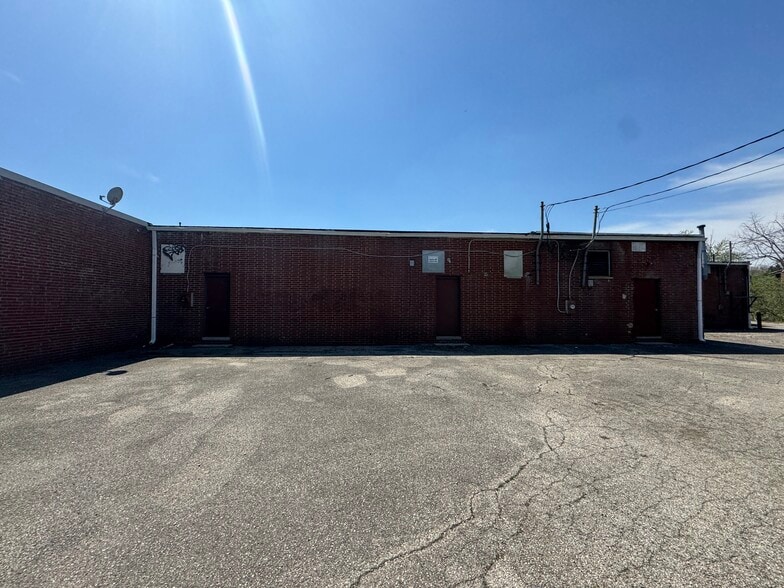 More Photos Of 4618-4652 Wilmington Pike, Dayton General Retail For Sale