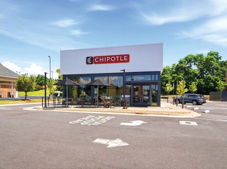 More Photos Of 1245 Tazewell St, Wytheville Fast Food For Sale