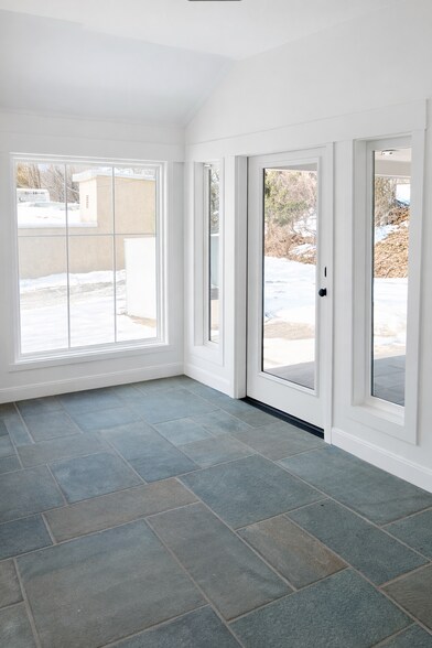 More Photos Of 121 E Lancaster Ave, Paoli Storefront Retail Office For Lease