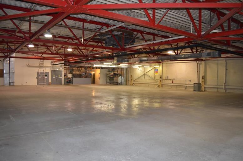 More Photos Of 252 Park West Dr, Pittsburgh Manufacturing For Sale