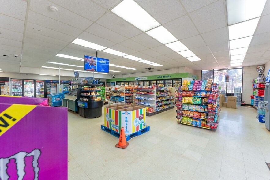 More Photos Of 8171 Kekaha Rd, Kekaha Storefront For Sale