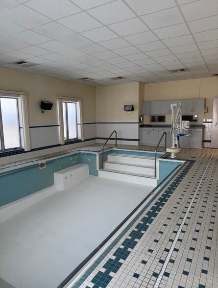 More Photos Of 177 Meadowbrook Ln, Duncansville Rehabilitation Center For Lease