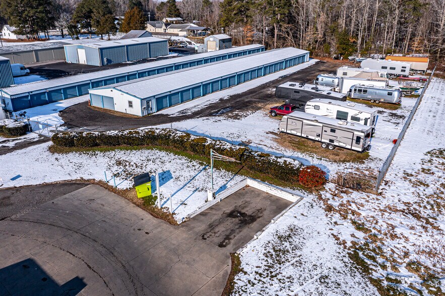 More Photos Of 2747 General Puller Hwy, Saluda Self Storage For Sale