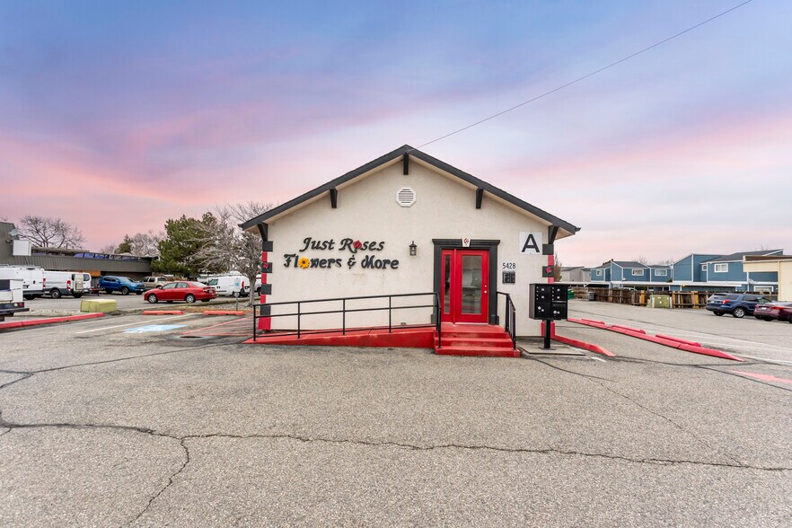More Photos Of 5428 W Clearwater Ave, Kennewick Storefront Retail Office For Lease