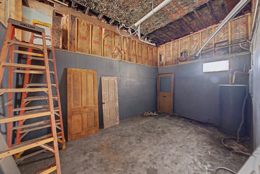 More Photos Of 726 12th St, Belle Plaine Specialty For Sale