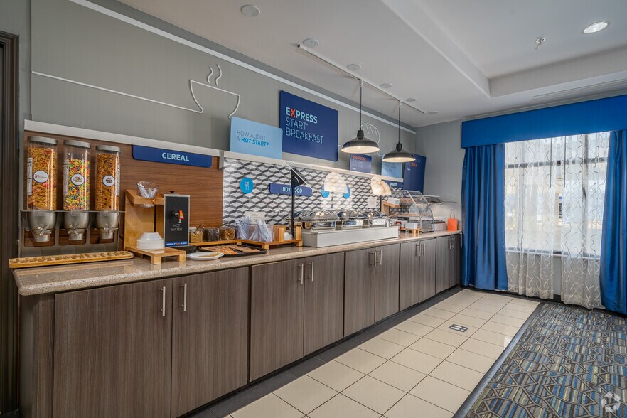 More Photos Of 31380 FM 2920 Rd, Waller Hotel For Sale