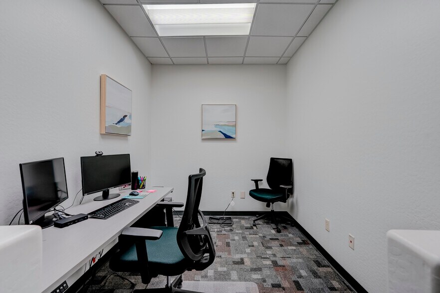 More Photos Of 325 W Gurley St, Prescott Office For Lease