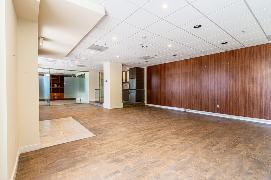 More Photos Of 400 Beale St, San Francisco Apartments For Sale