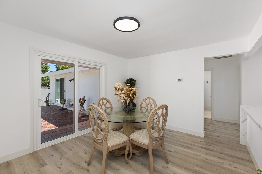 More Photos Of 5590 Shasta Ln, La Mesa Apartments For Sale