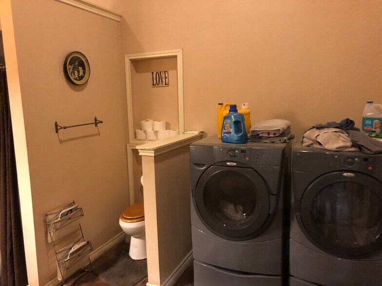 More Photos Of 3005 E Highway 190, Lampasas Auto Repair For Sale