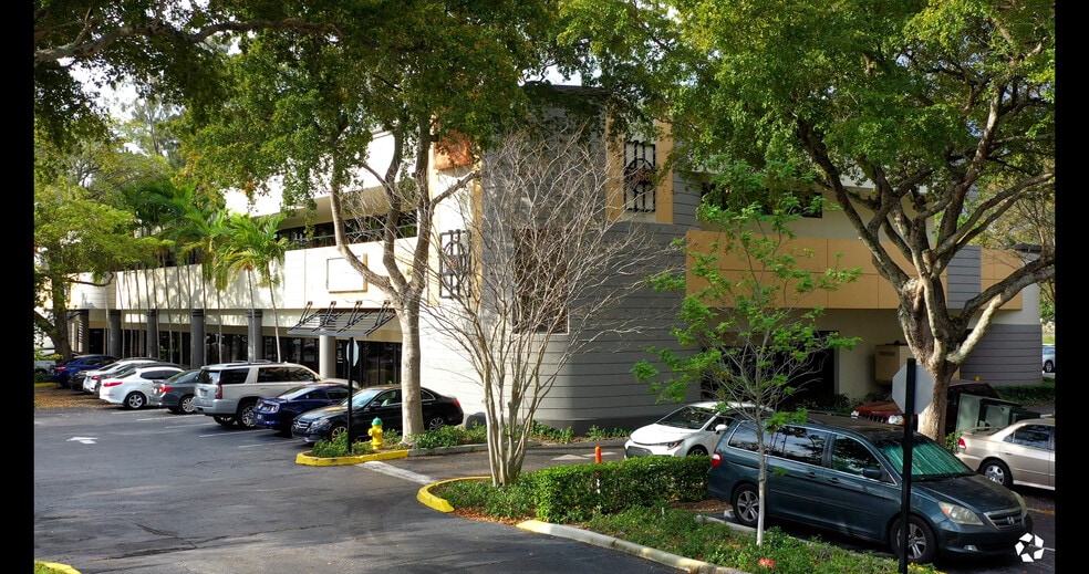 Primary Photo Of 350 Fairway Dr, Deerfield Beach Unknown For Lease