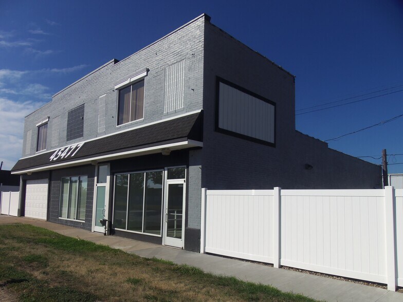 More Photos Of 45477 Woodward Ave, Pontiac Loft Creative Space For Lease