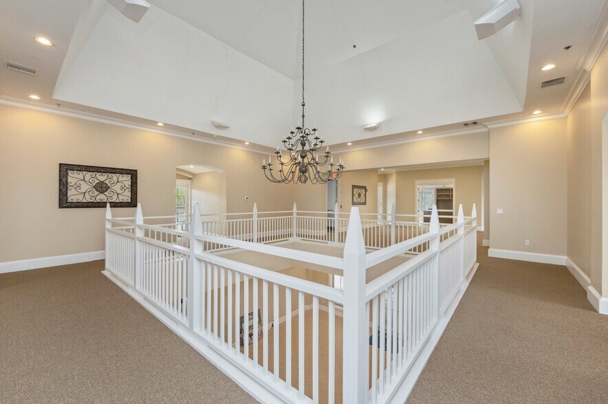 More Photos Of 3201 Heritage Plantation Blvd, Laurel Hill Office For Sale