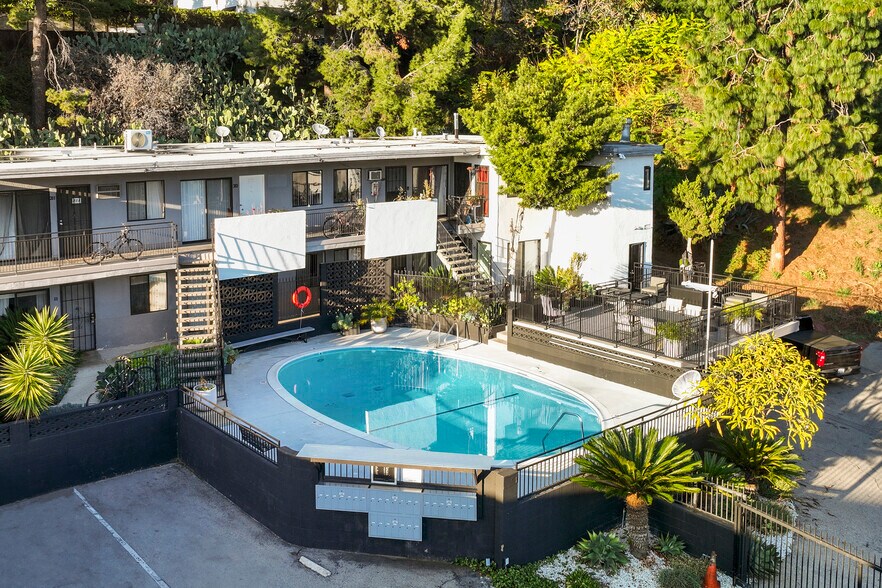 More Photos Of 200 S Avenue 59, Los Angeles Apartments For Sale
